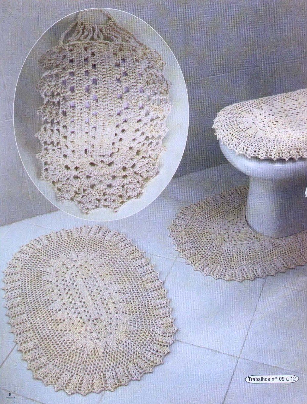 Вязаный коврик в ванную