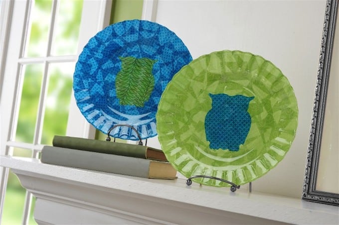 These decoupage glass plates are so easy to make - and they don