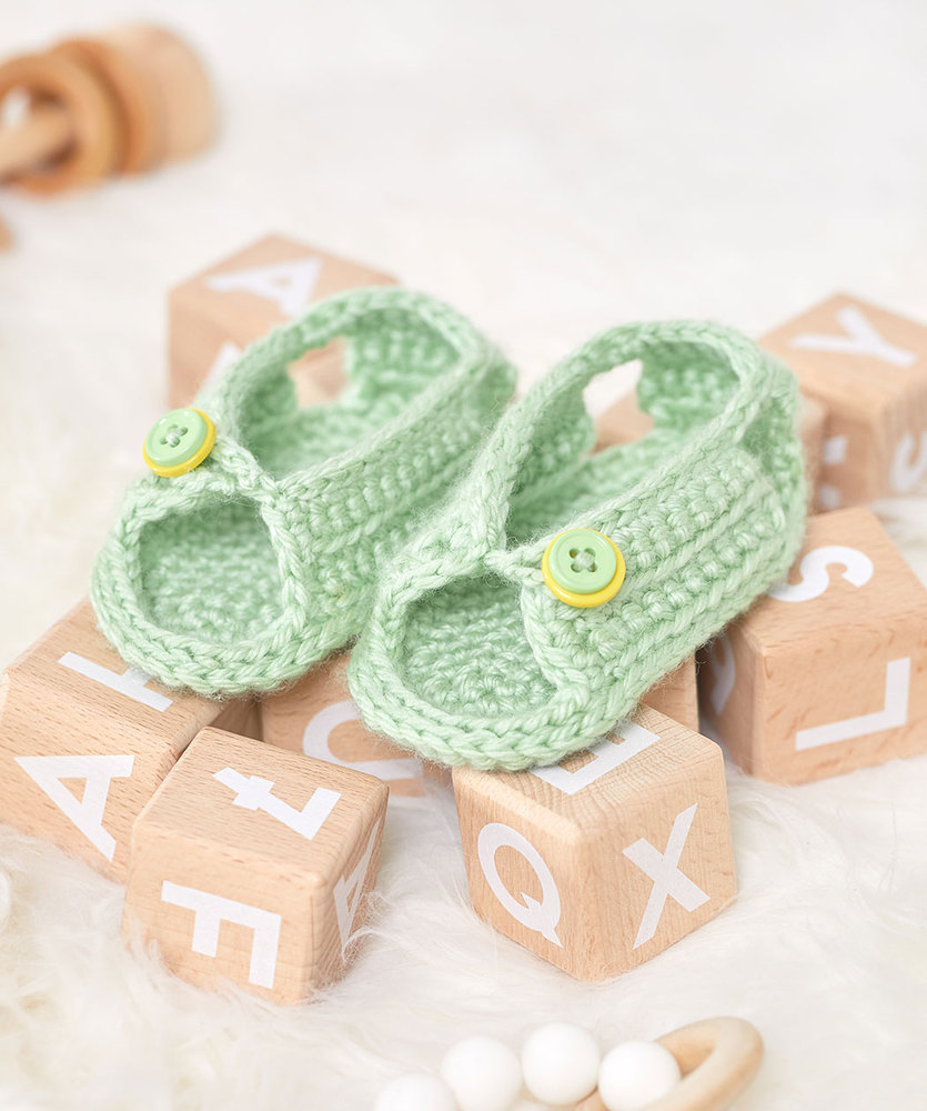Free Crochet Pattern for Unisex Sandals for Baby 1