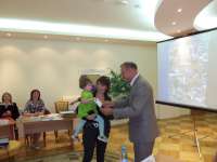 Глава администрации района вручил памятные фотографии и денежные премии семьям-участникам «Парада колясок»